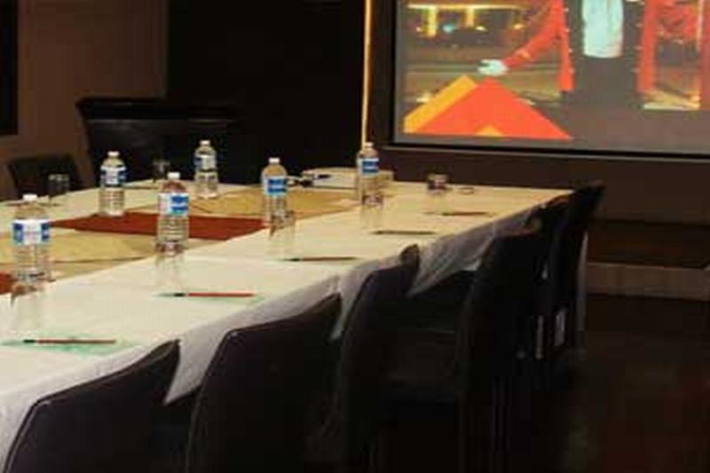 Hotel Siesta Hinjewadi Pune Exterior foto