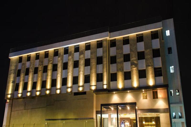 Hotel Siesta Hinjewadi Pune Exterior foto